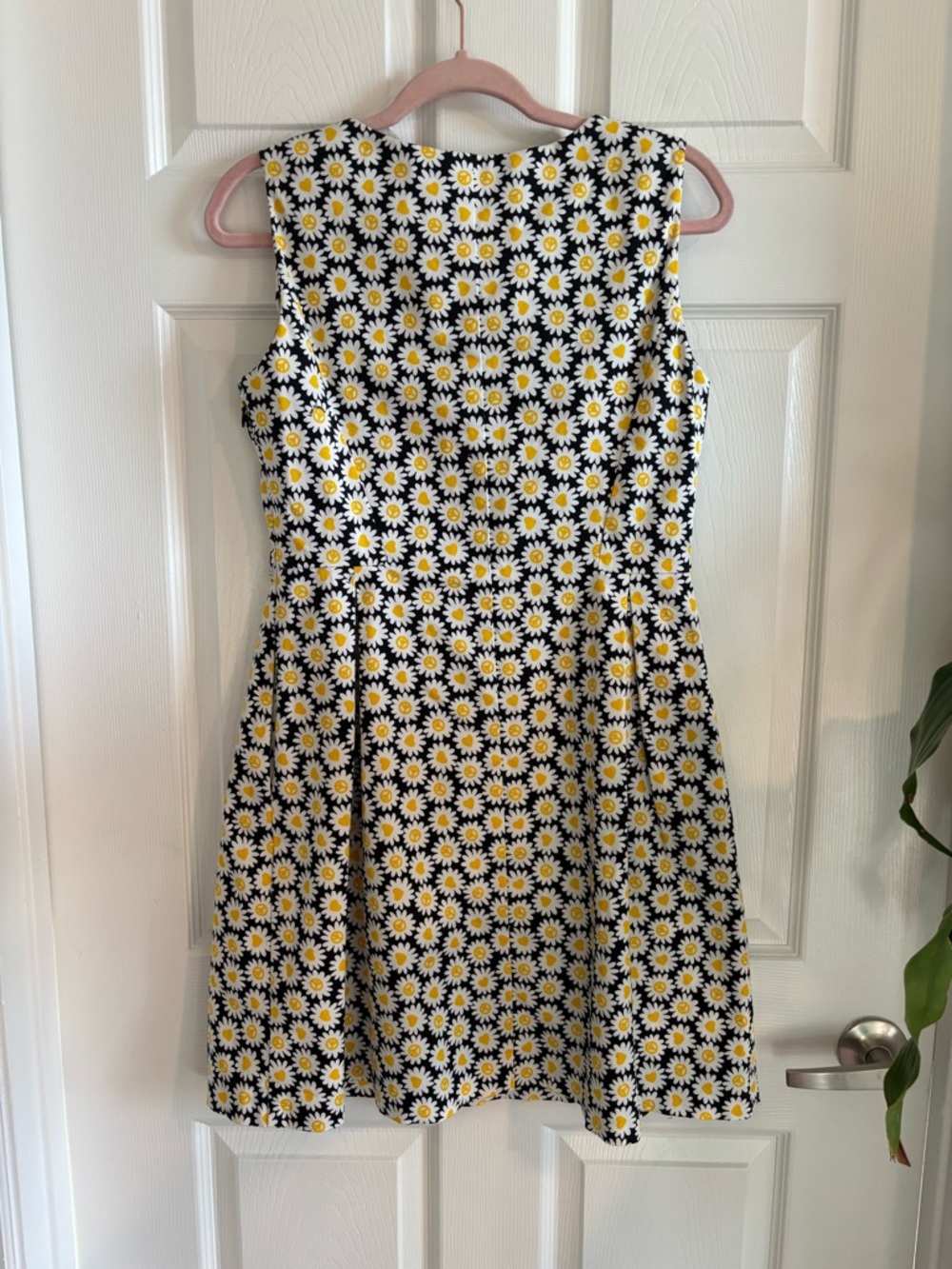 LOVE MOSCHINO Daisy-Print Mini Fit & Flare Dress Size 44/ 8 US - Picture 6 of 9
